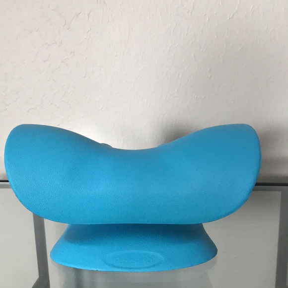 Neck and Shoulder Relaxer - Picture 3 of 6